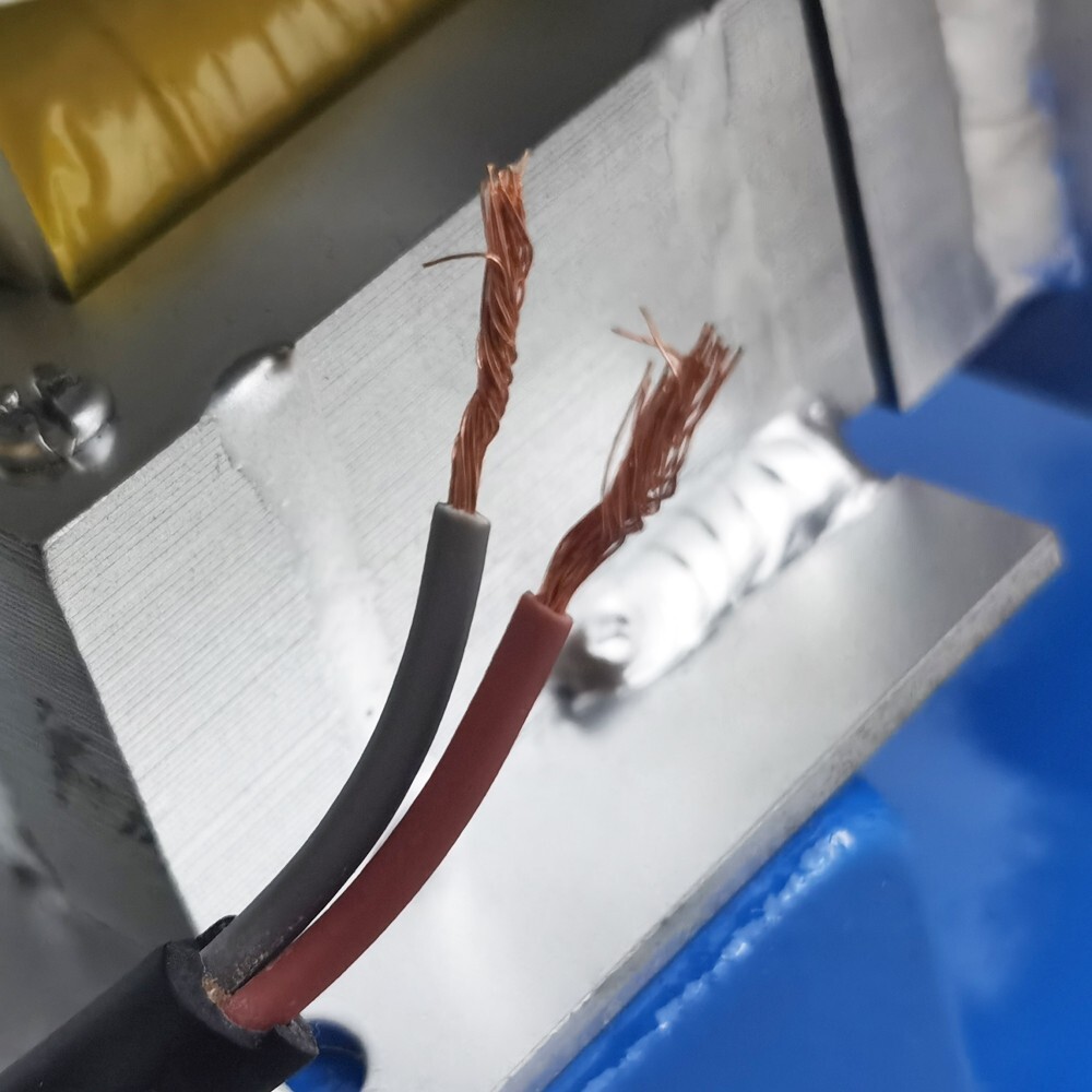 Small Electromagnetic Vibrating Feeder with Controller GZV-5 Model 110V