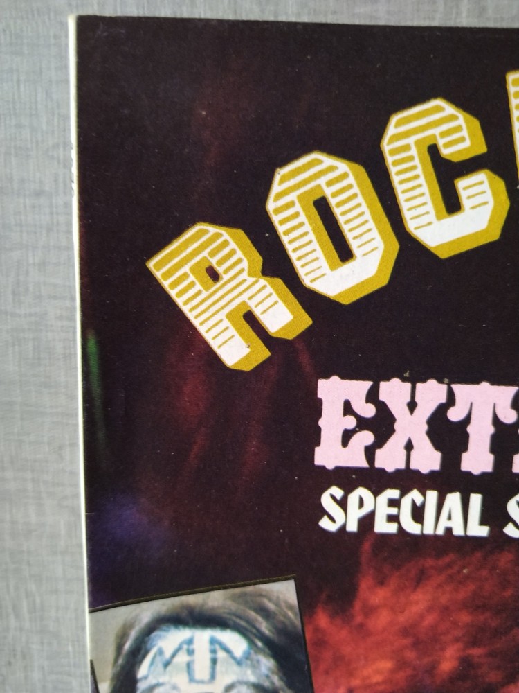 KISS ROCK AWARDS Magazine 1978. Huge & complete. Nice!