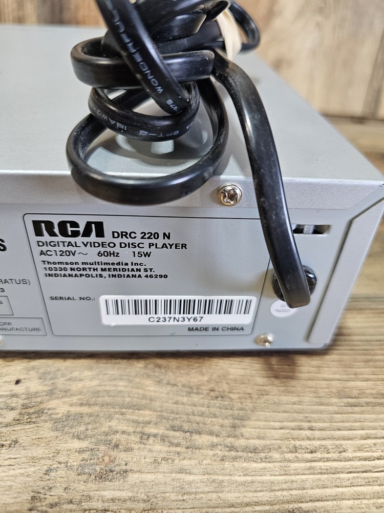 RCA DRC 220 MP3 Decoder DVD Player
