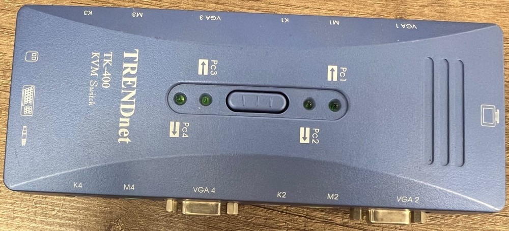 TRENDnet TK-400 4-Port KVM Switch Kit  1 Pc