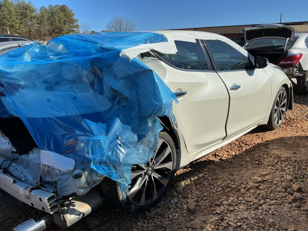 MAXIMA 2016 Glove Box 4929113