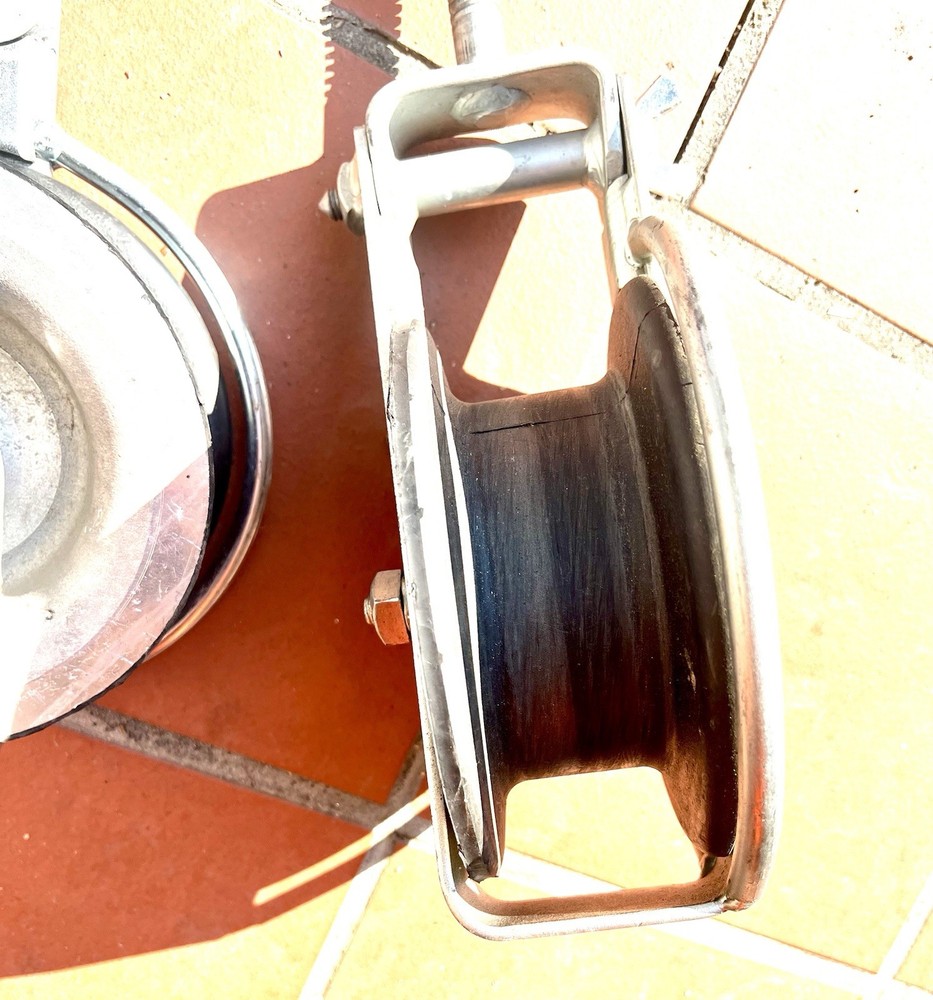 TWO (2) NEW GMP 74055 CABLE BLOCK ASSEMBLIES MODEL "E" WITH HALOS