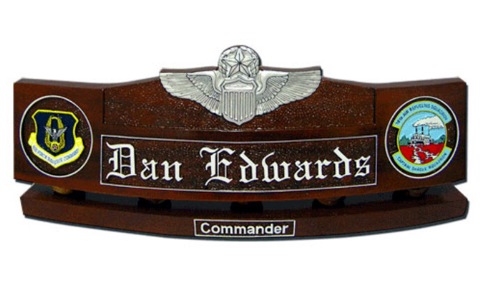 COMMAND PILOT WING MINI PEWTER HAT LAPEL PIN MADE IN AIR FORCE ARMY CORPS AFB
