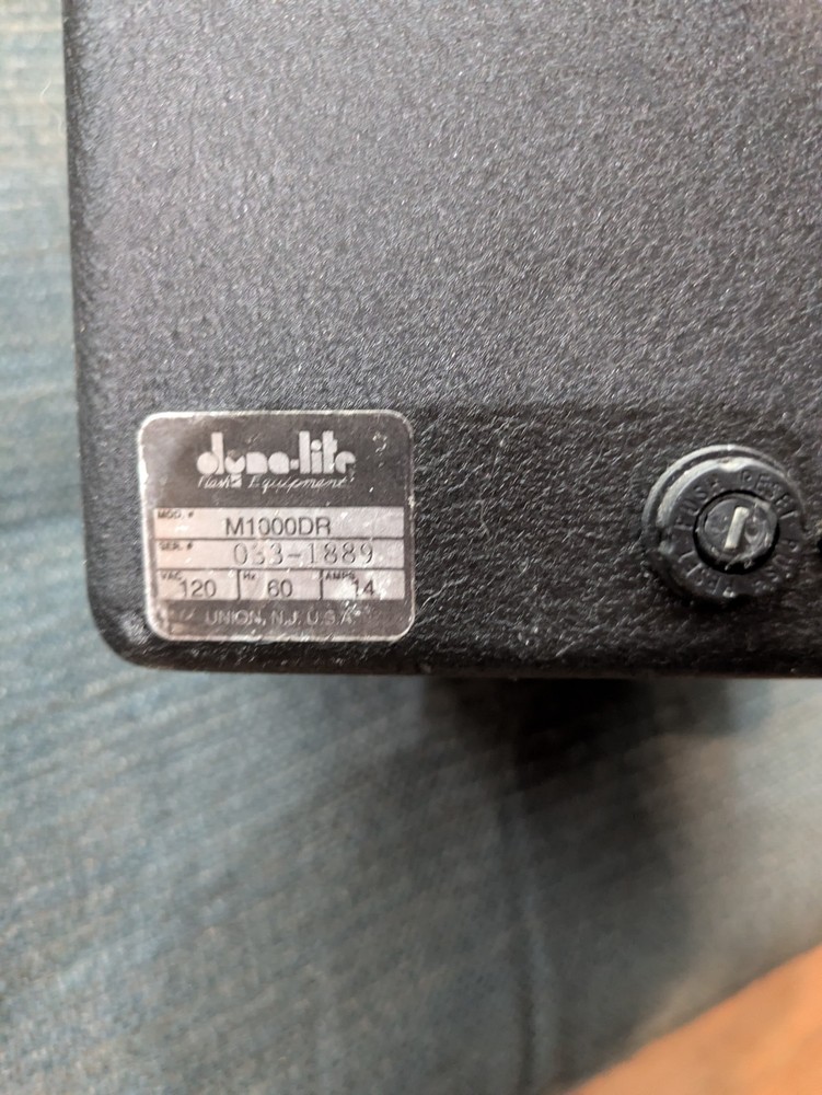 Dynalite Power Pack And Strobes