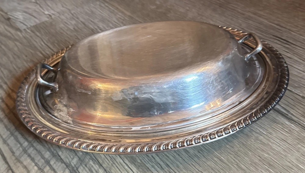 W. M. Rogers Silver plate covered Vegetable Serving Dish