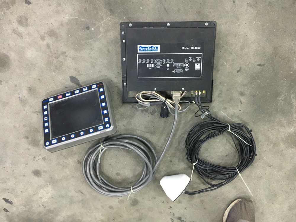DriverTech bundle: DISP8S-04, DT4000, GPS antenna, & associated cables