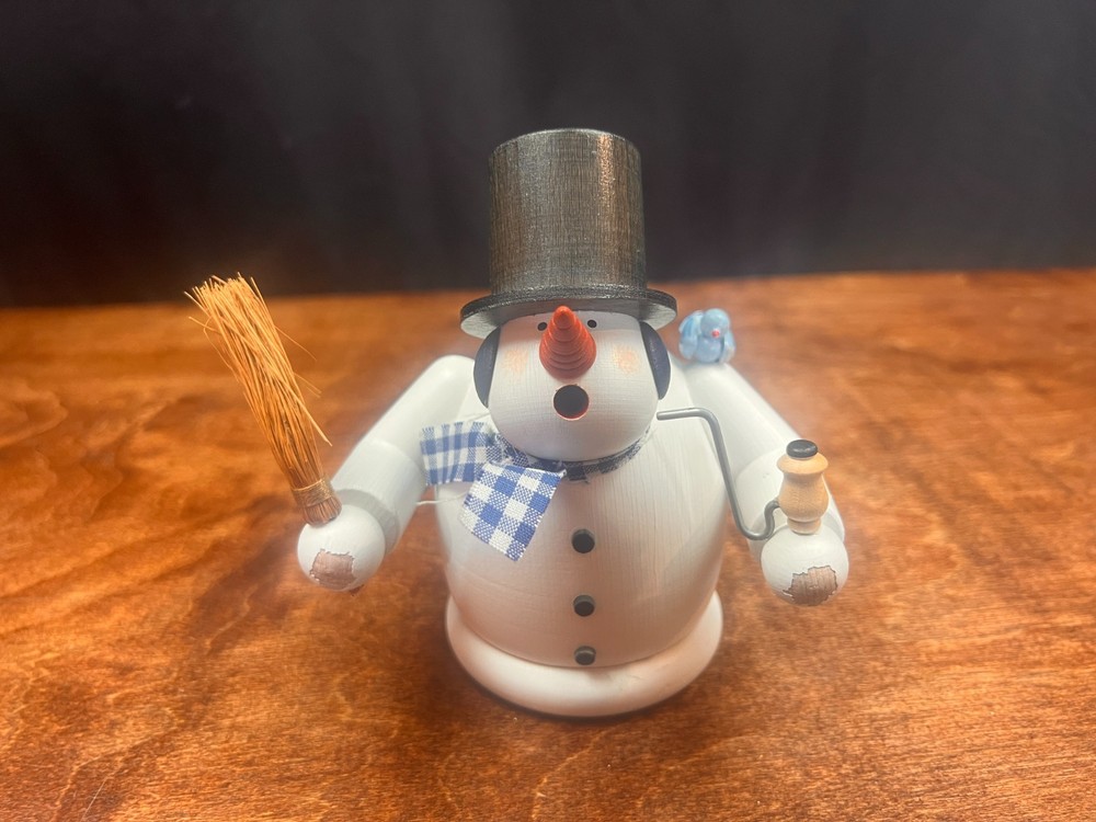 KWO Happy Snowman German Smoker *missing base*