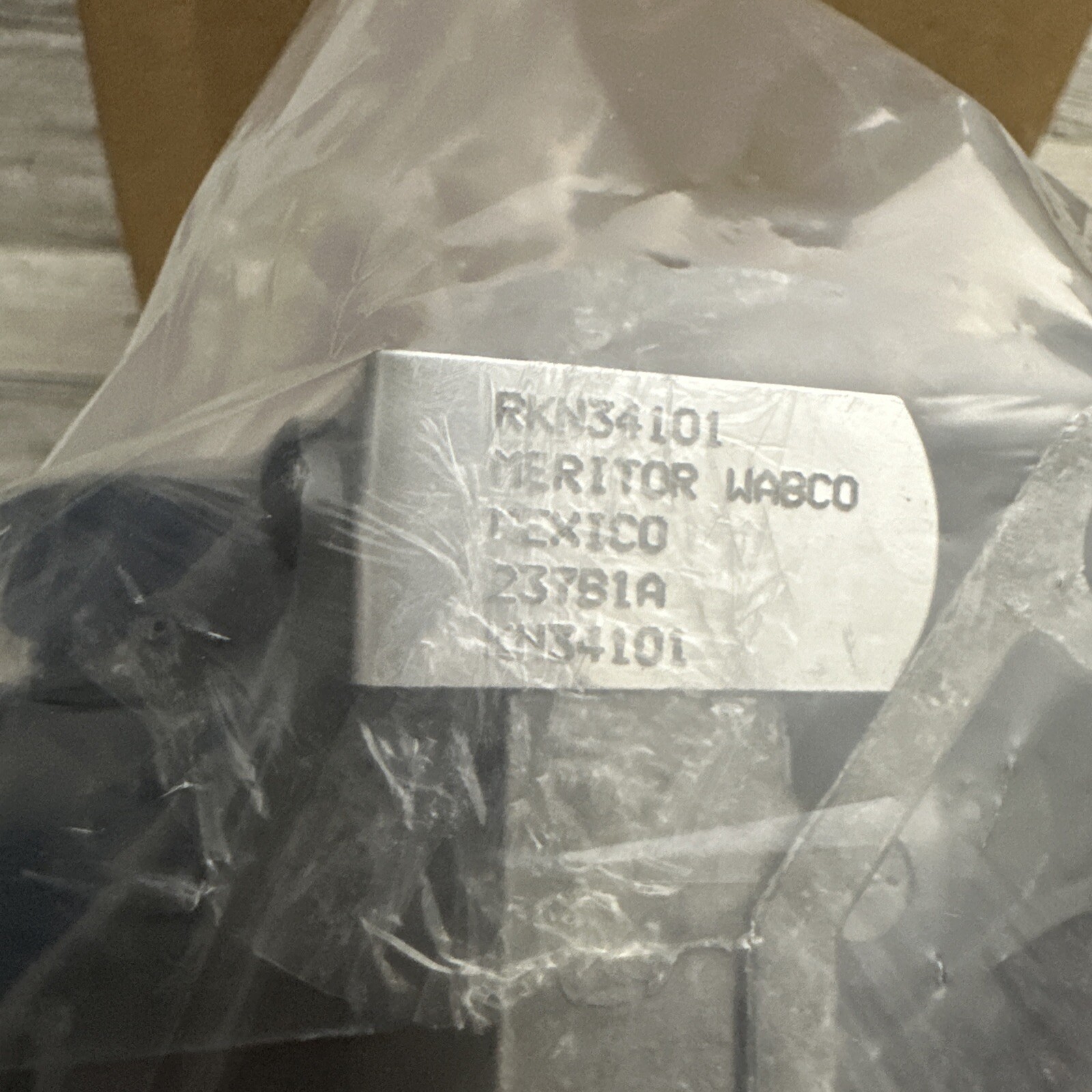 MERITOR WABCO AIR SYS TP VALVE TRACTOR RKN34101 Haldex KN34101 New Ships FREE