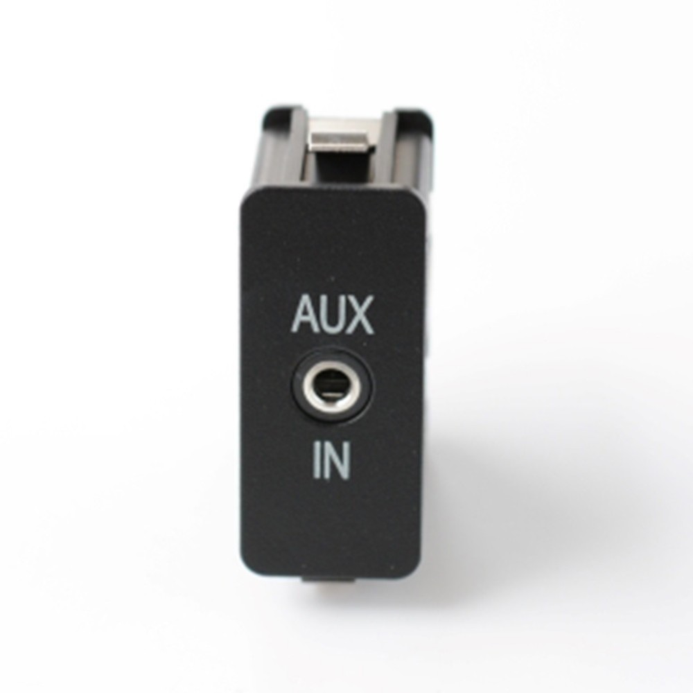 OE Number 6930561 AUX Audio Socket for X Series E60 E61 E81 E87 E90