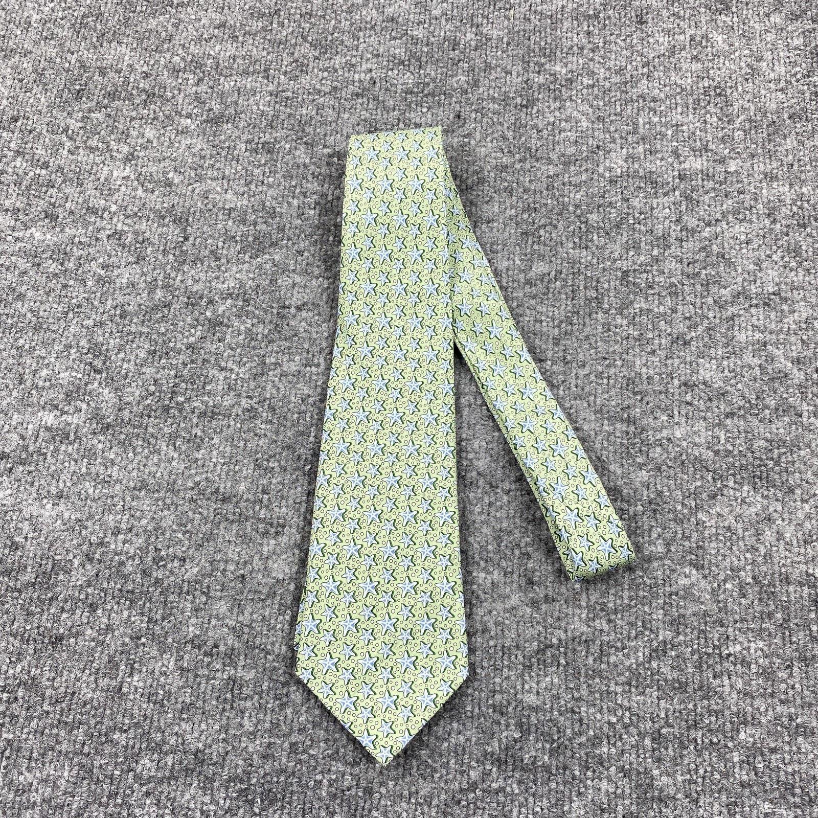 Vineyard Vines Tie Boys Youth Green Star Geometric 100% Silk Necktie USA