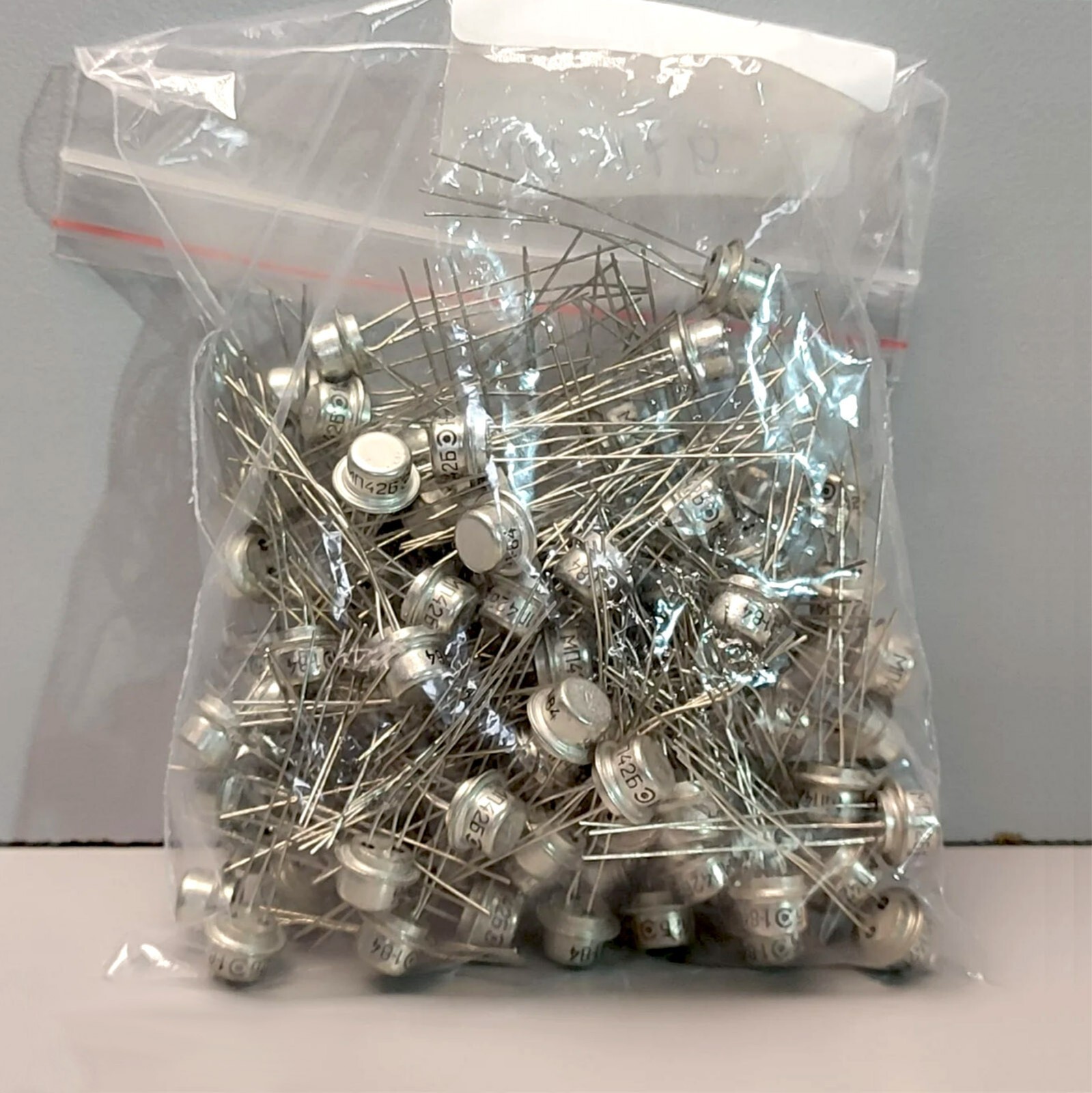 50pcs MP42B Germanium transistor PNP ~AC128 OC75 Tone Bender Fuzz USSR