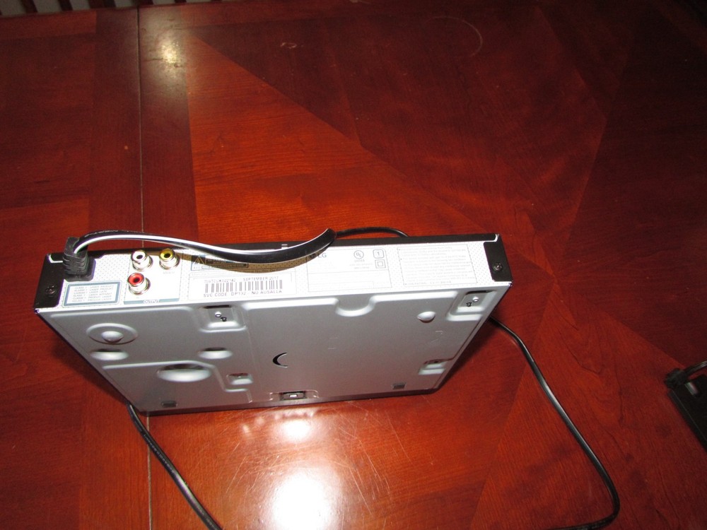 2017 LG Model #DP132 DVD Player works!