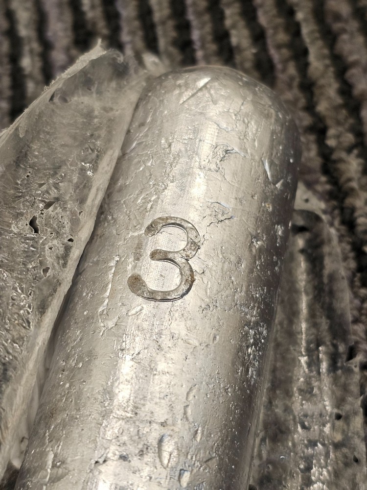 Fish Razr DD03: Deep Drop Sinker Lead Weight 3 Lbs.