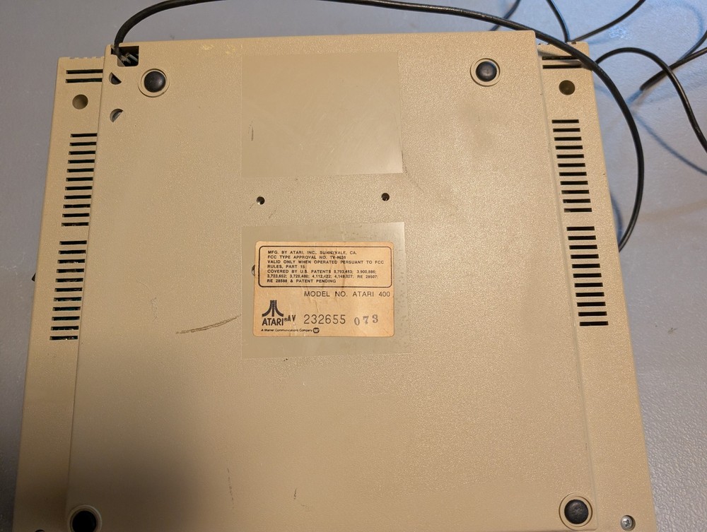 Atari 400 Home Computer - Tested working