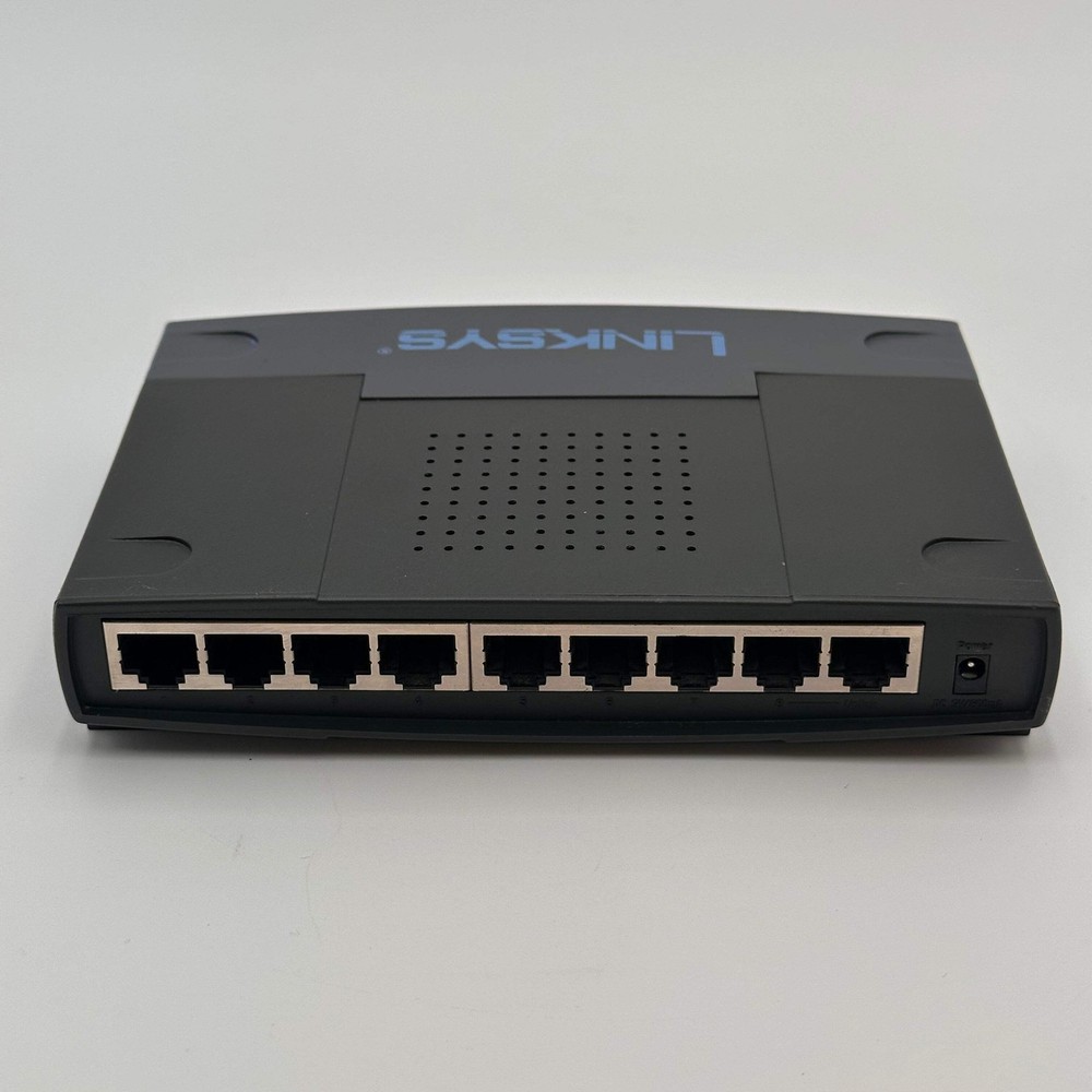 Linksys 10/100 8 Port Workgroup Switch - Black