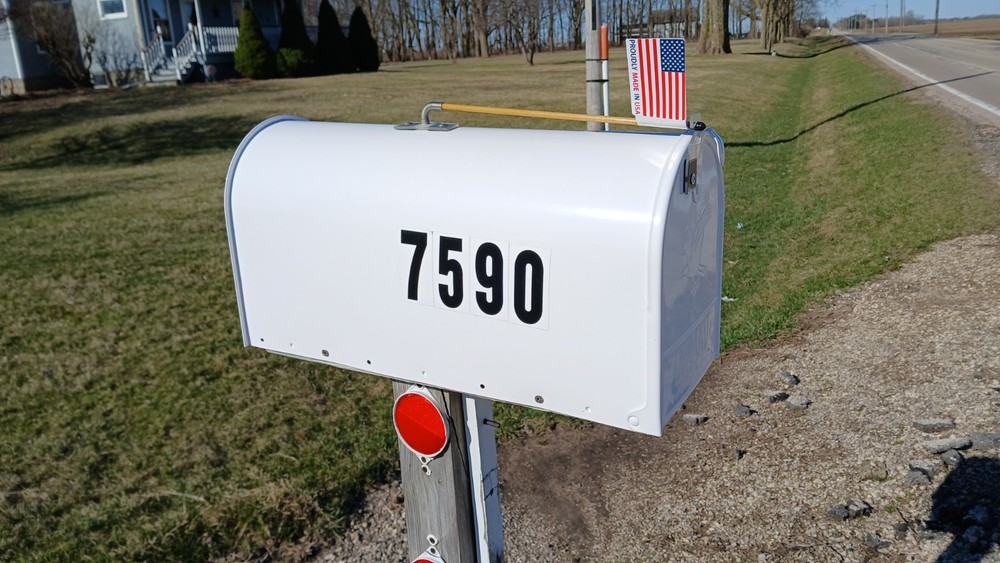 Mail's Here!! Mailbox Flag Alert System, Easy Install, Plastic & Metal Kit