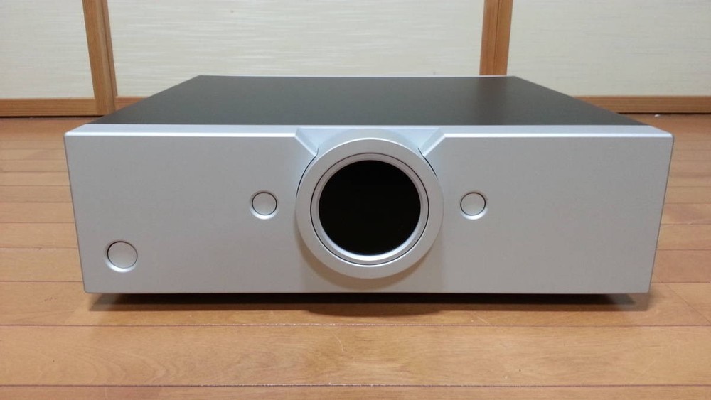 Tact Audio Millenium w/ Cable Remote Used