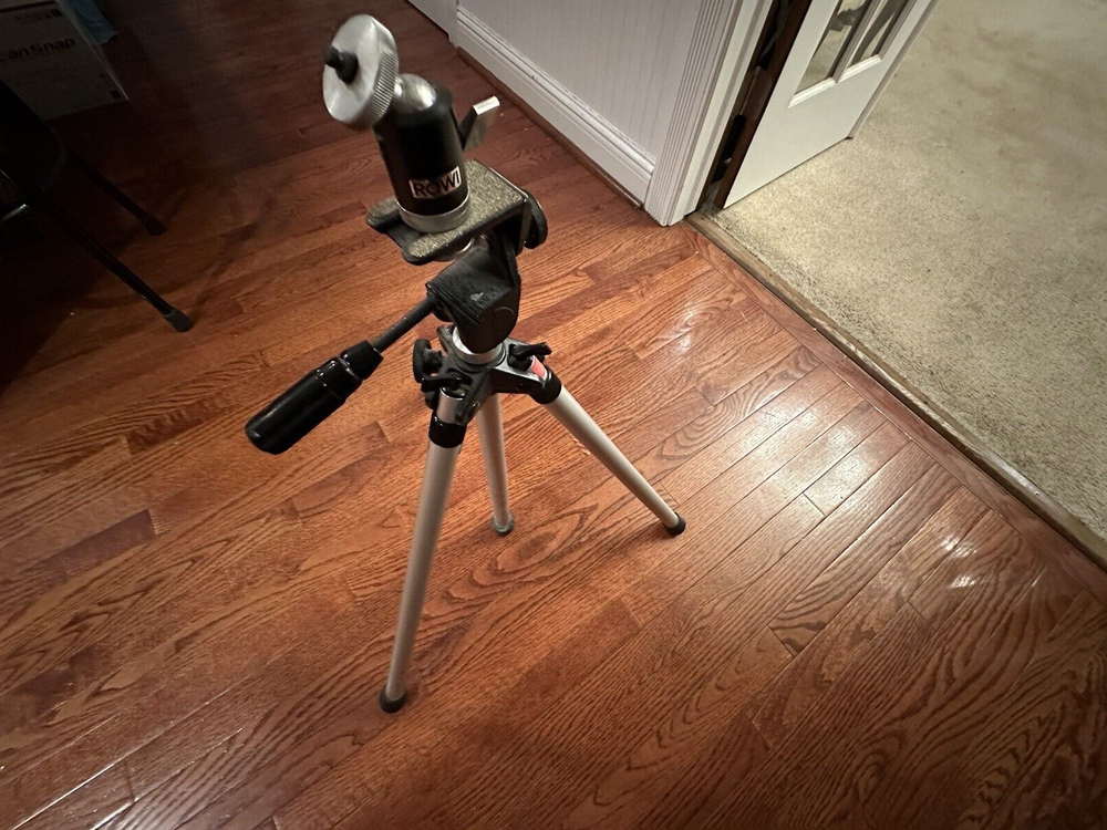 Vintage Welt Flip-Lock Tripod - Model FL - with ROWI Ball & Socket Head