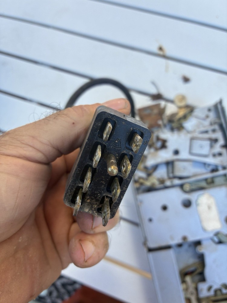 Coinco?? Coke and Pepsi machine coin changer Untested