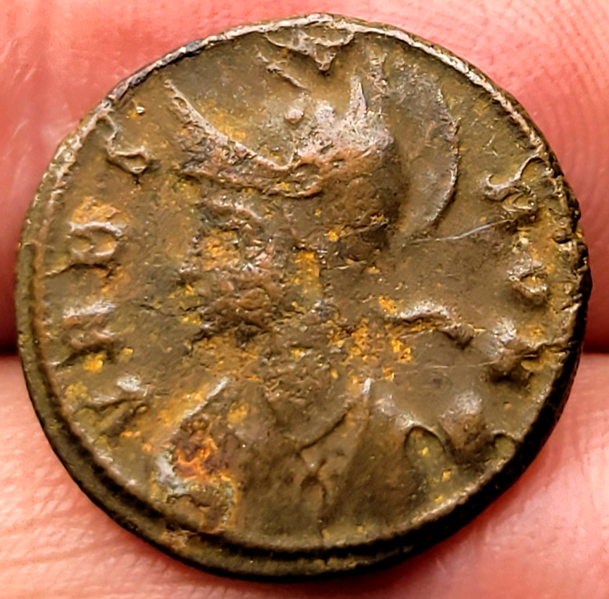 VRBS ROMA Commemorative AD 330-333 Constantine SHE WOLF ROMULUS