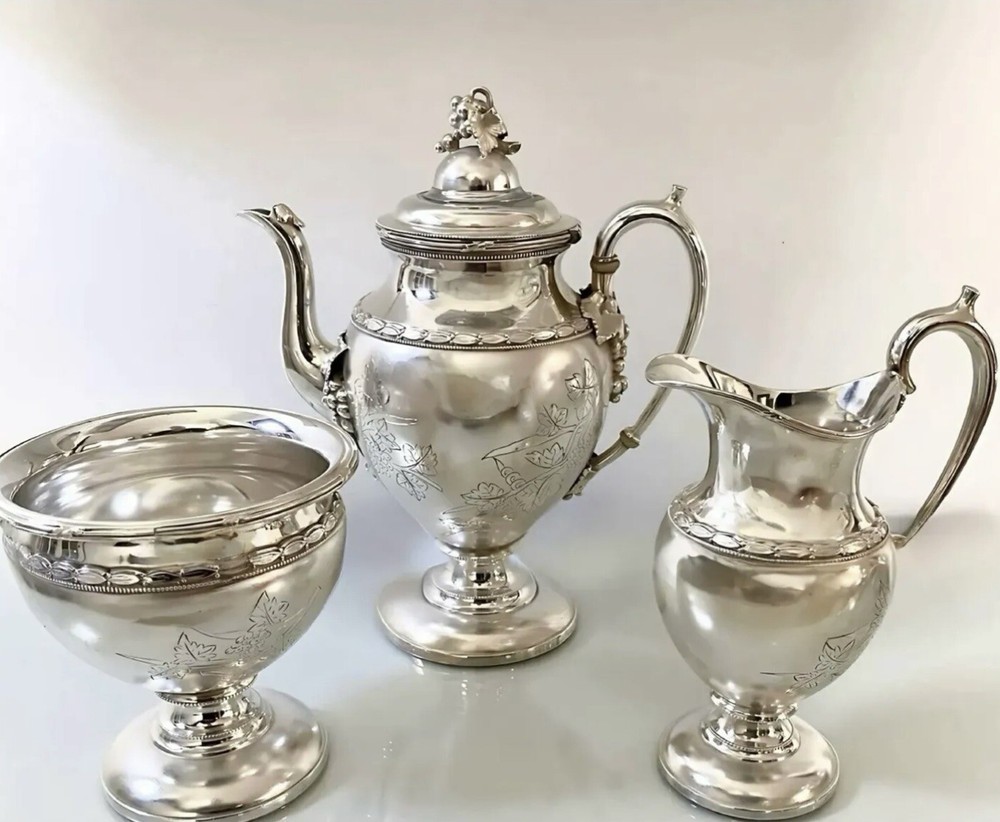 Reed & Barton Antique Silver Plate 1860 3-Pc Chased Grape-Themed Tea Set
