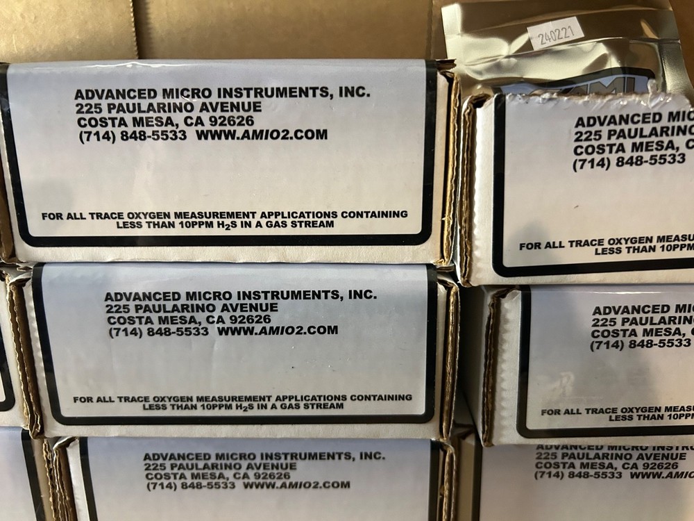 Advanced Micro Instruments T-2 High Performance Trace Oxygen Sensor