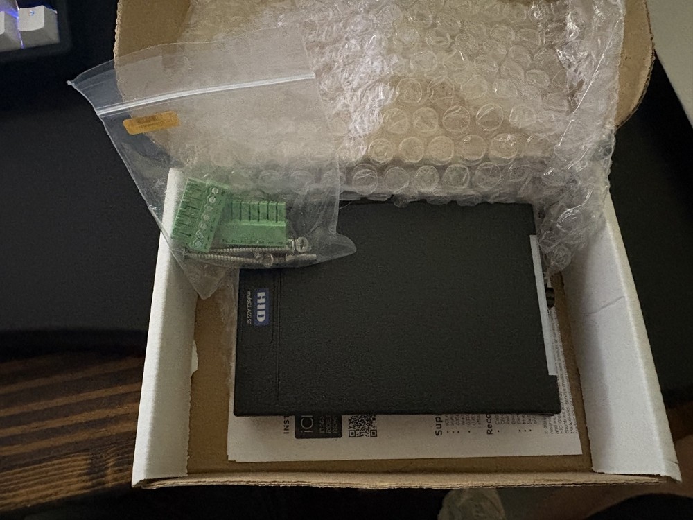 *NEW* HID Multiclass SE RP40 Wall Switch Reader (920PMPTEKMA0GA)