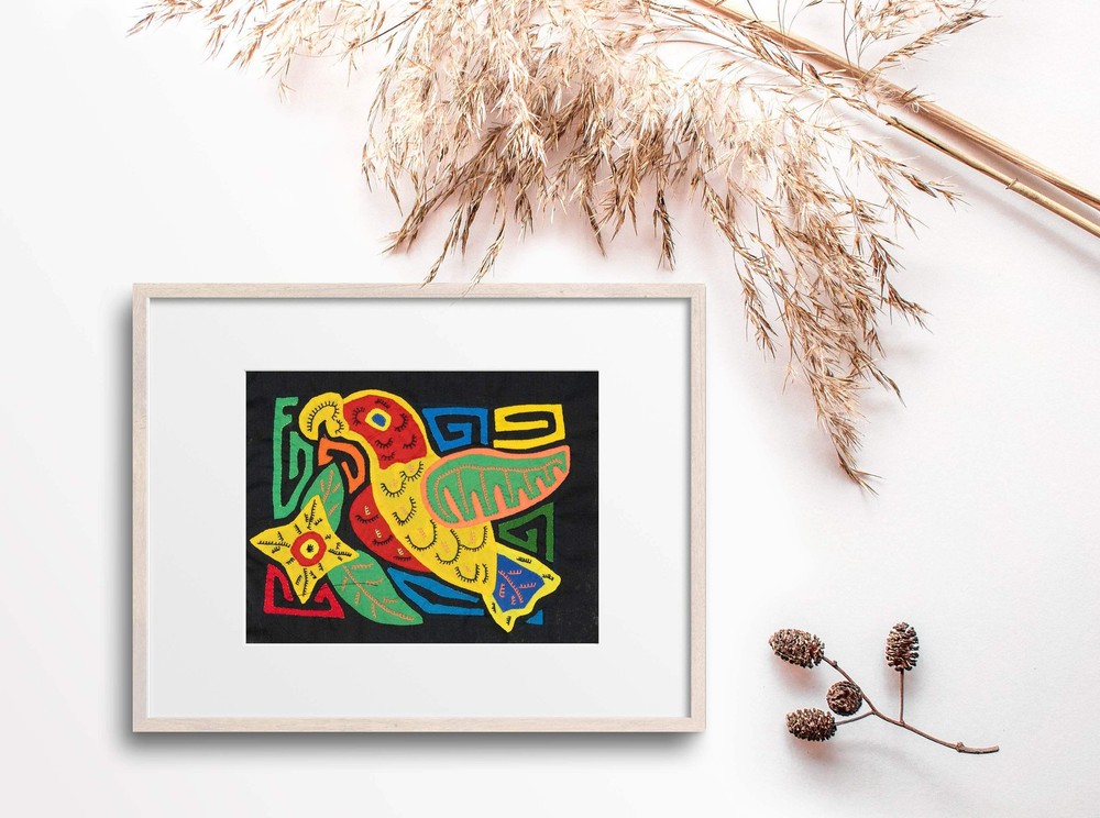Multicolor Red And Yellow Bird Molita