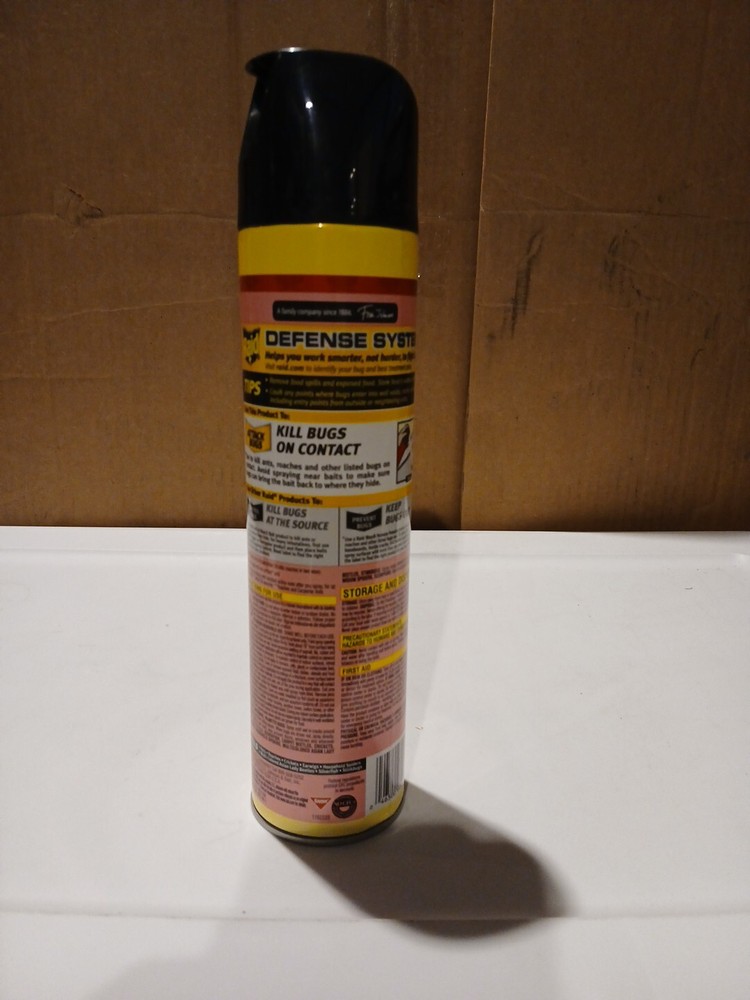 Raid Defend Ant and Roach Killer 20-oz Lemon out-Indoor Bug Spray