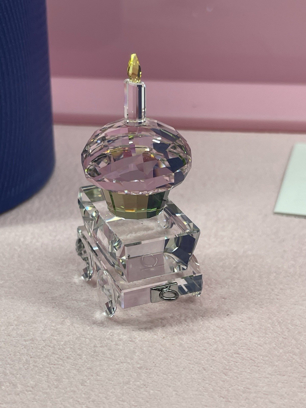 MIB Swarovski Crystal Figurine Cupcake Wagon Birthday First Steps Train 5377674