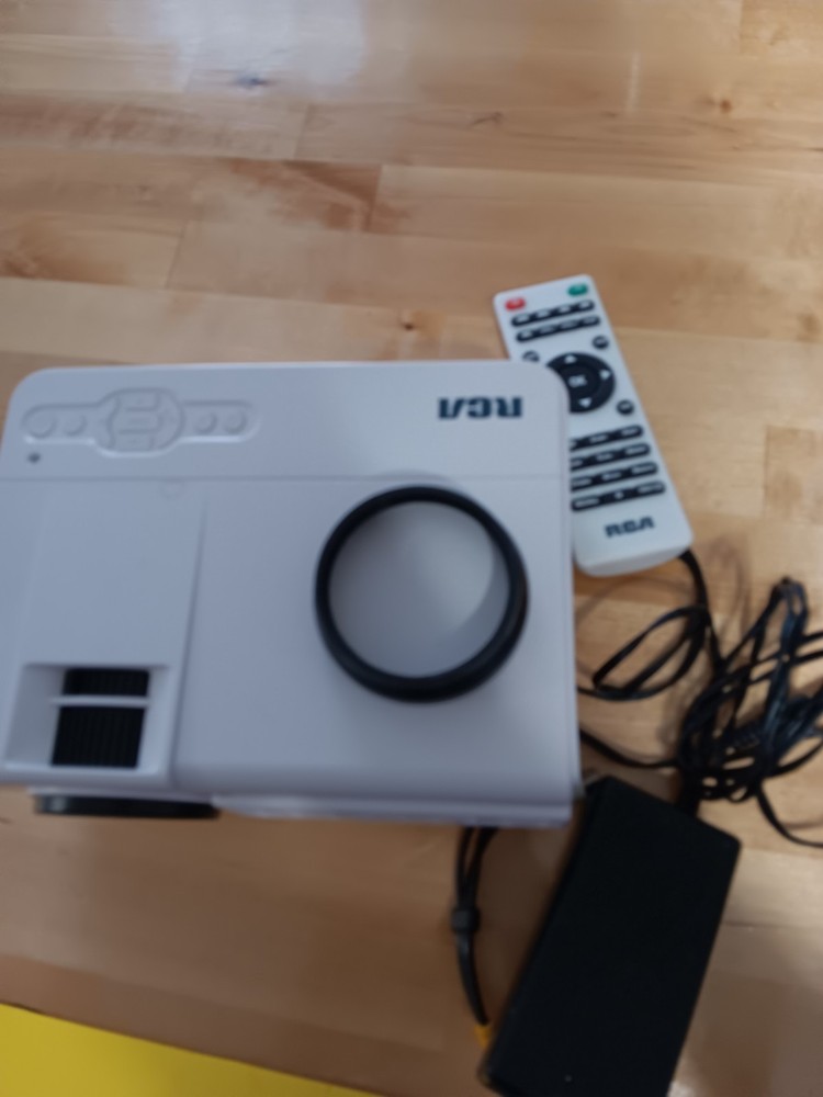 Vankyo 100" inch Projector Screen with Stand Open Box.