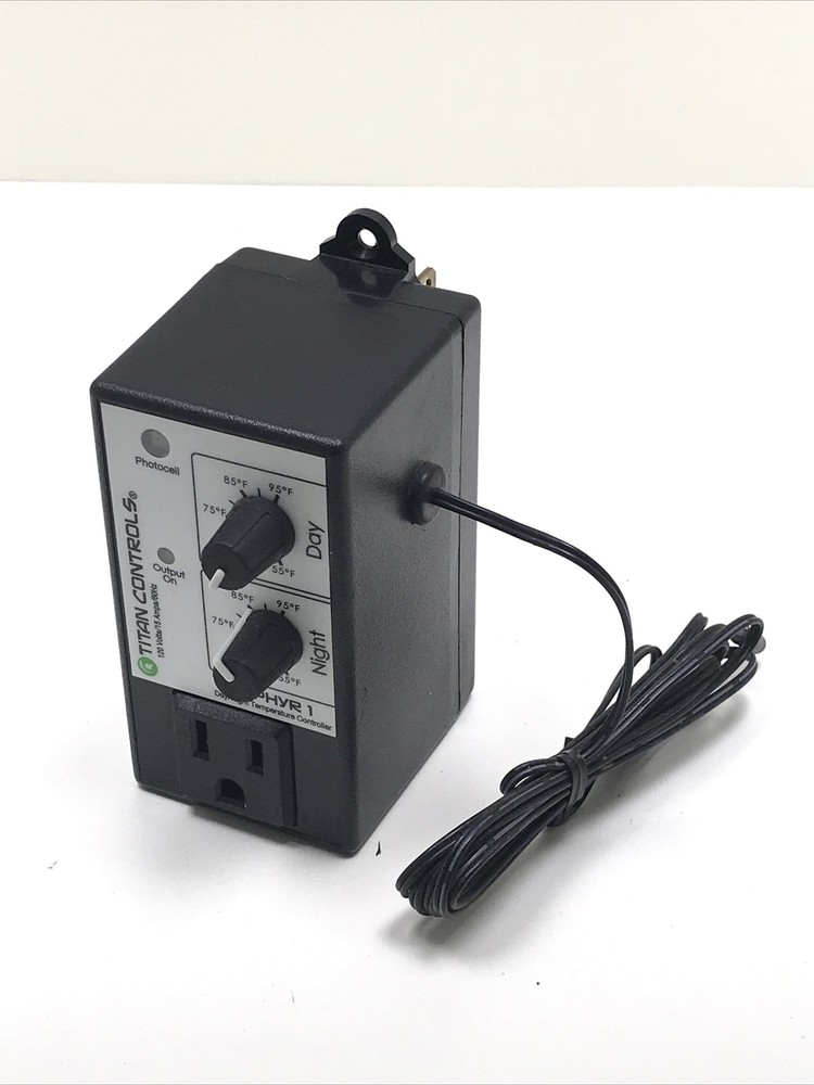 Titan Controls 702630 Zephyr 1 Day & Night Temperature Controller