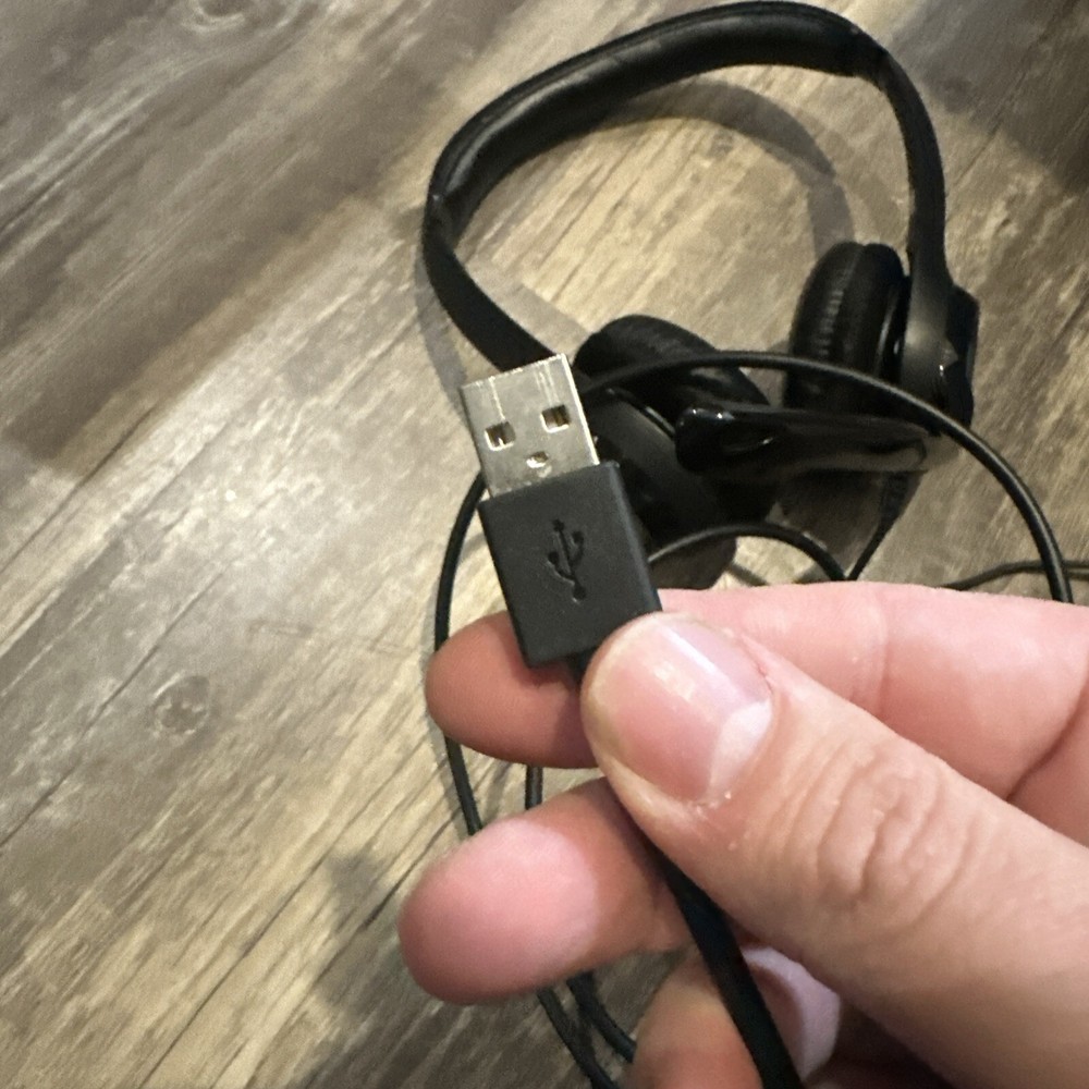 Logitech Logi Headphone Headset Wired Black USB Padded Ears Volume Control