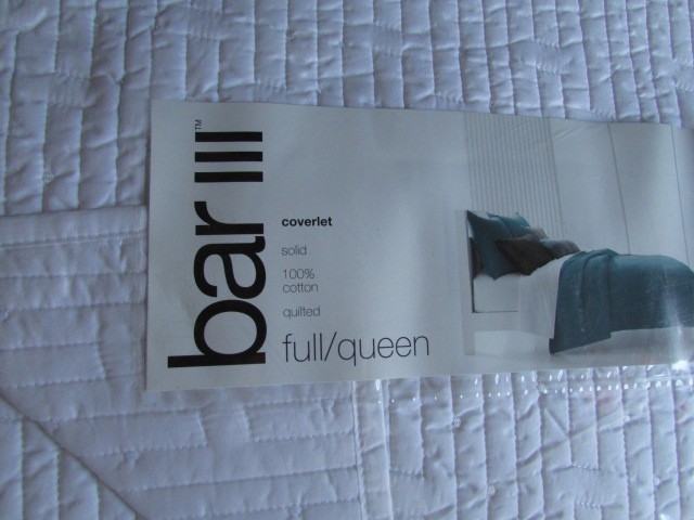 New Bar 111 Coverlet Queen