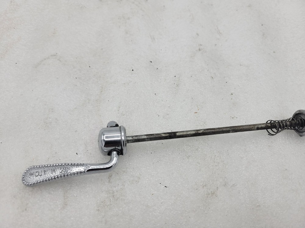 Vintage M.M. Atom Rear Quick Release Skewer-used