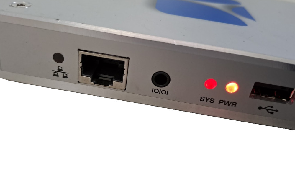 SpinetiX HMP200 Hyper Media Digital Signage Player