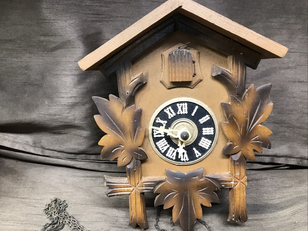 Vintage Wooden German Cuckoo Clock Untested