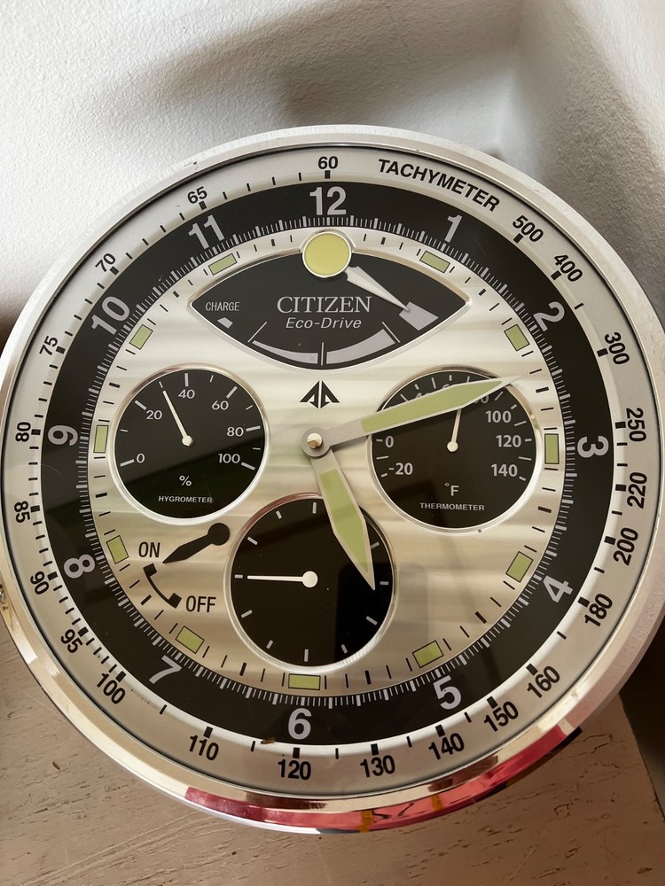 citizen Eco-drive wall clock 14"