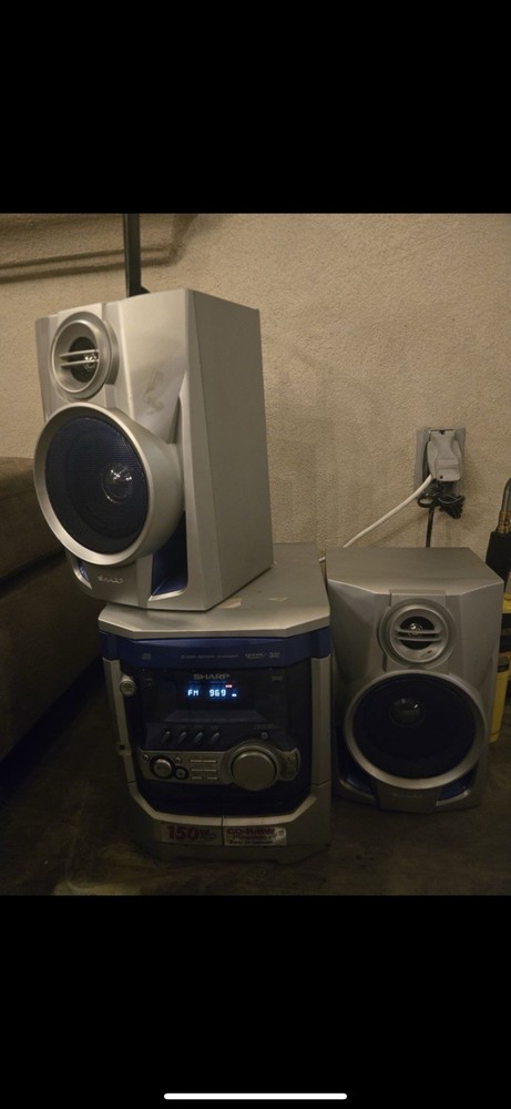 Sharp Mini Component System (model CD-XP500)