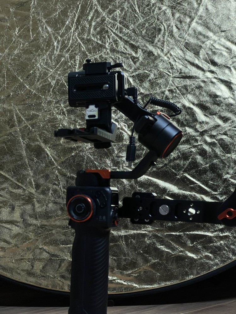 Hohem iSteady MT2 Kit Mirrorless Camera Gimbal