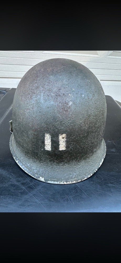 WW2 SCHLUETER M-1 HELMET - PAINTED CAPTAIN BARS