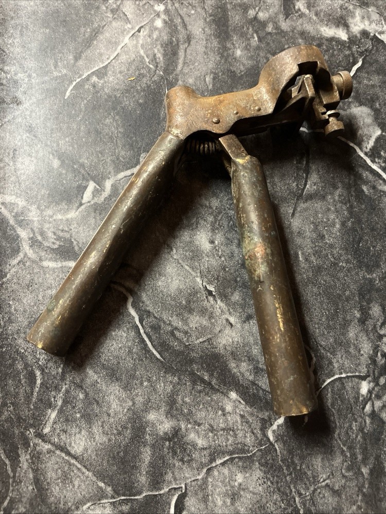 Vintage Hand Saw Set Tool