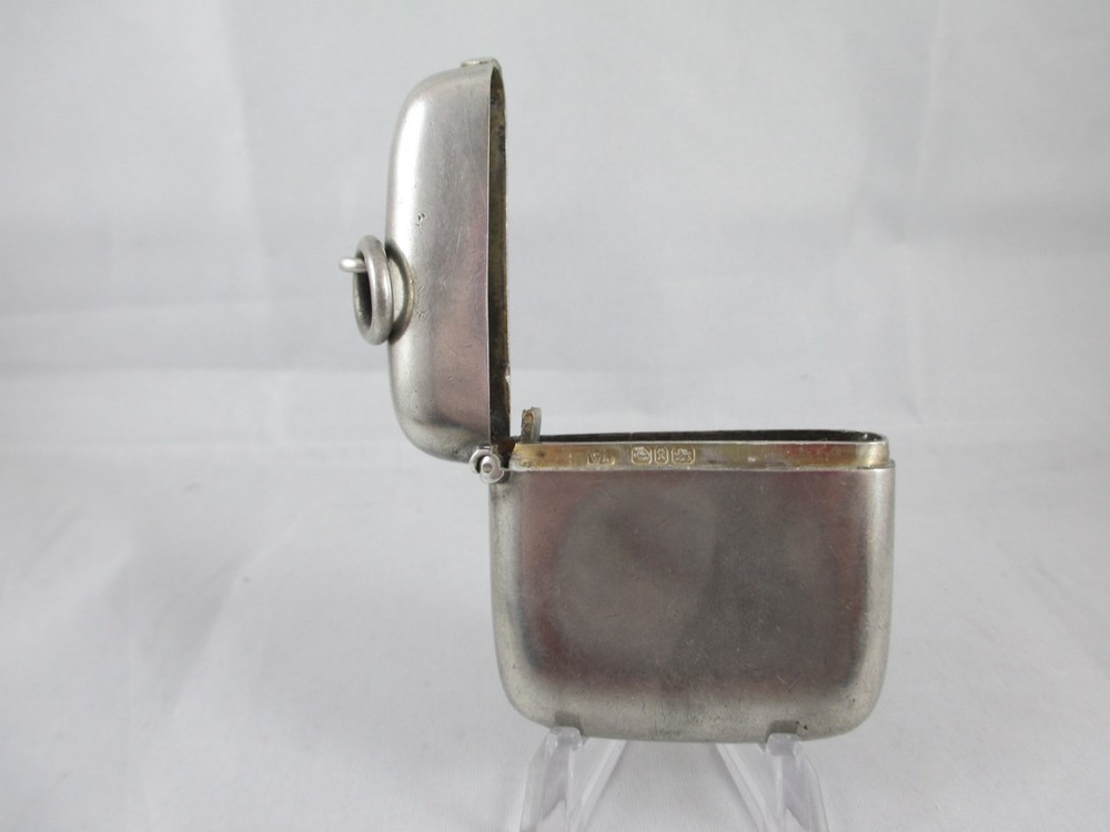 LARGE & HEAVY SOLID SILVER, VICTORIAN VESTA CASE, WILLIAM NEALE, BIRM 1893