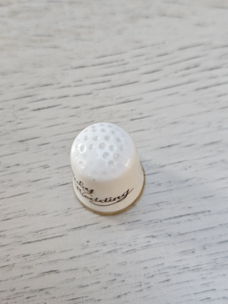 Collectible Loverswall Ruby Wedding Anniversary Bone China Thimble.