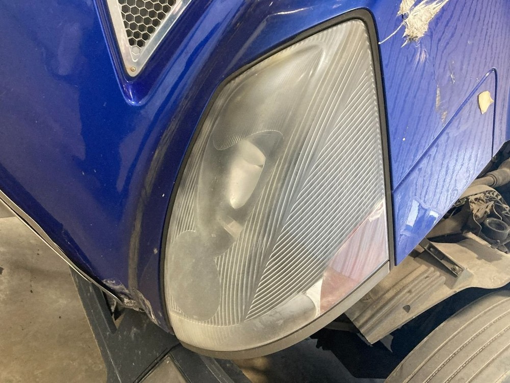 2003-2018 Volvo VNL Left/Driver Headlamp - Used