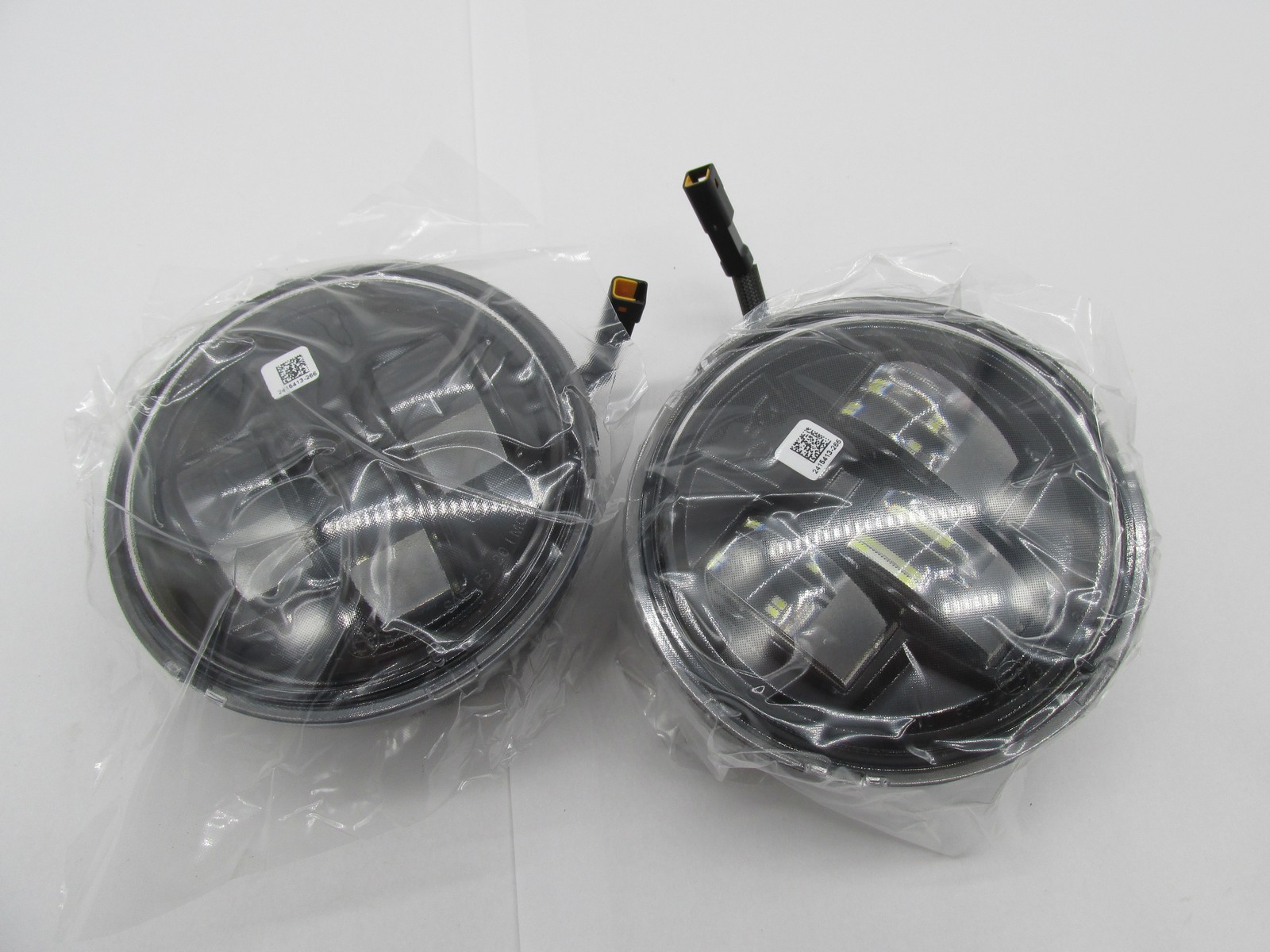 Indian Motorcycle Genuine NOS Driving LED Pathfinder Lights Black 2884708-266