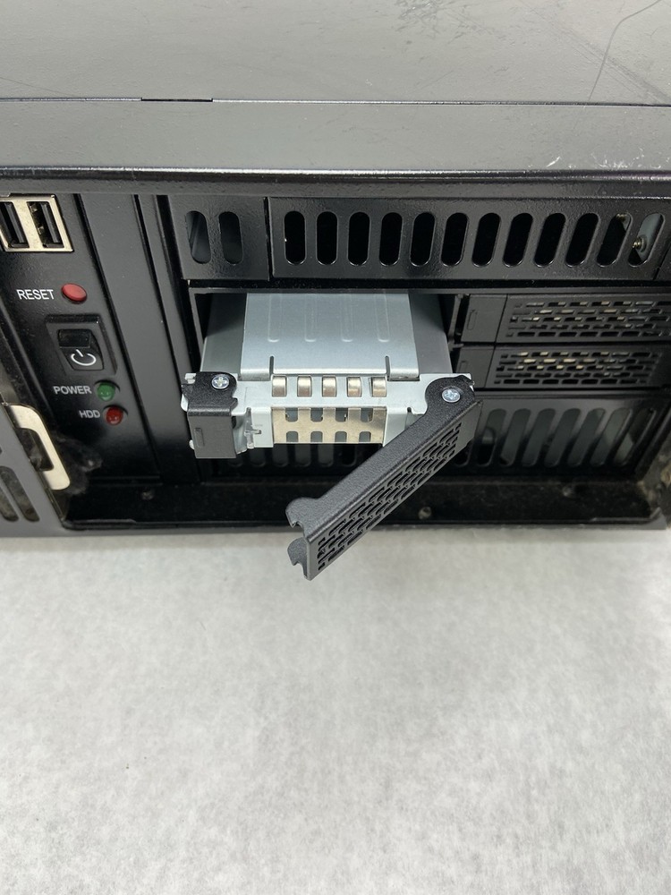 General Technics 3U Rackmount Server Chassis Case StarTech AP-450XF12V 400W PSU