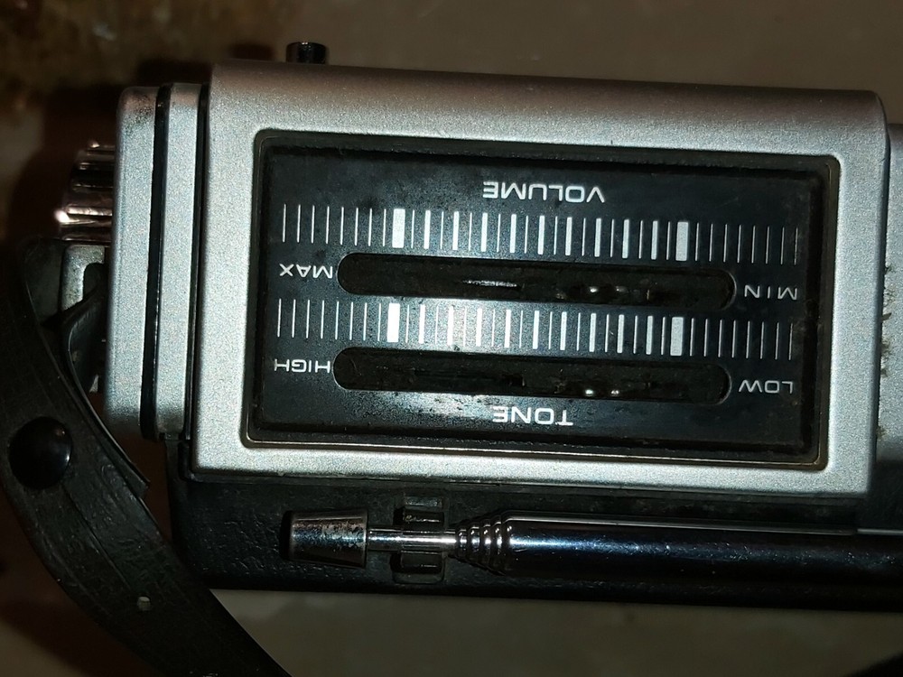 Radio ''Toshiba model IC 700 C''