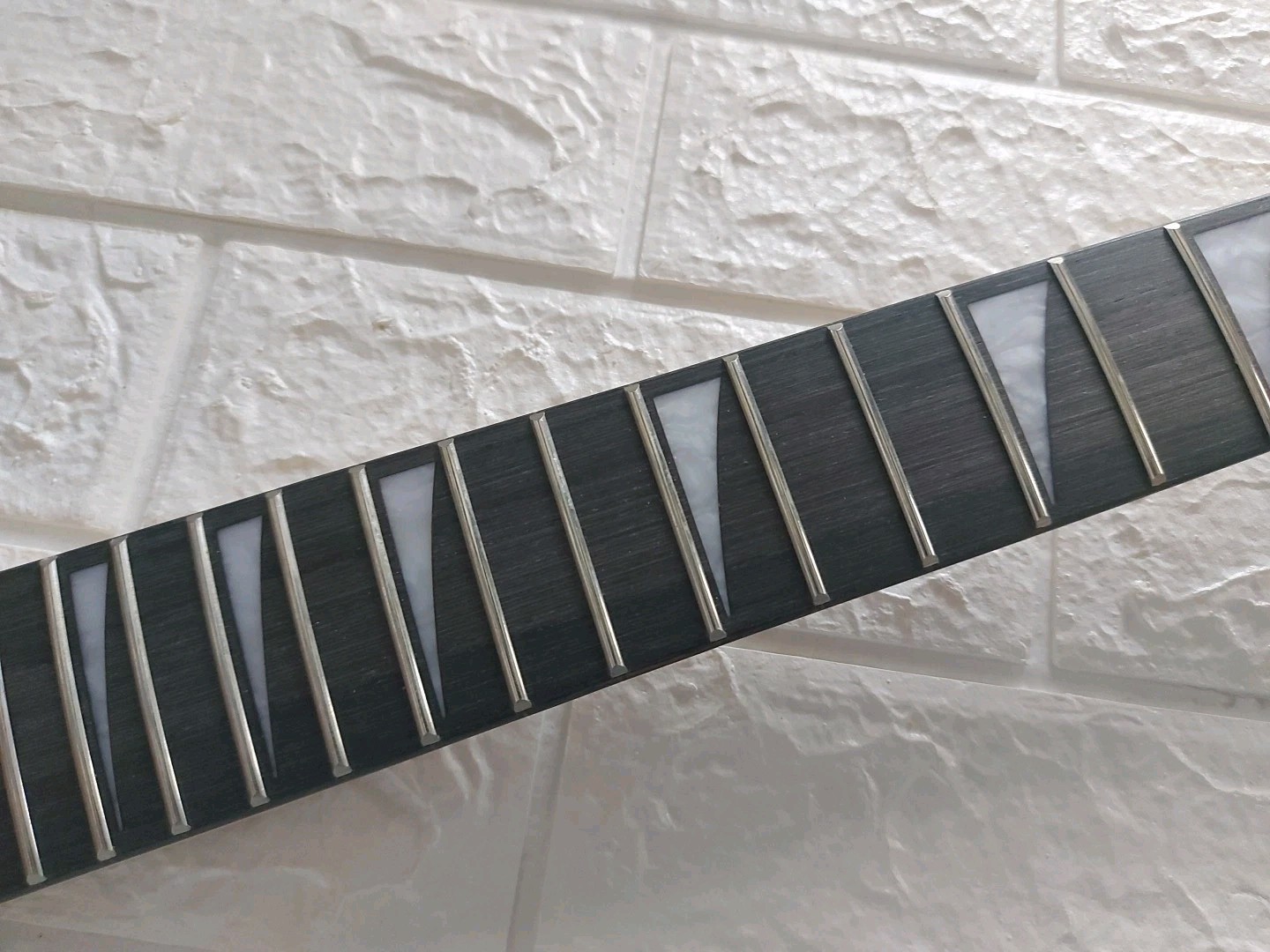 NEW Maple Guitar Neck w/ Rosewood Fretboard 24 Frets Shark Fin Markers & Tuners