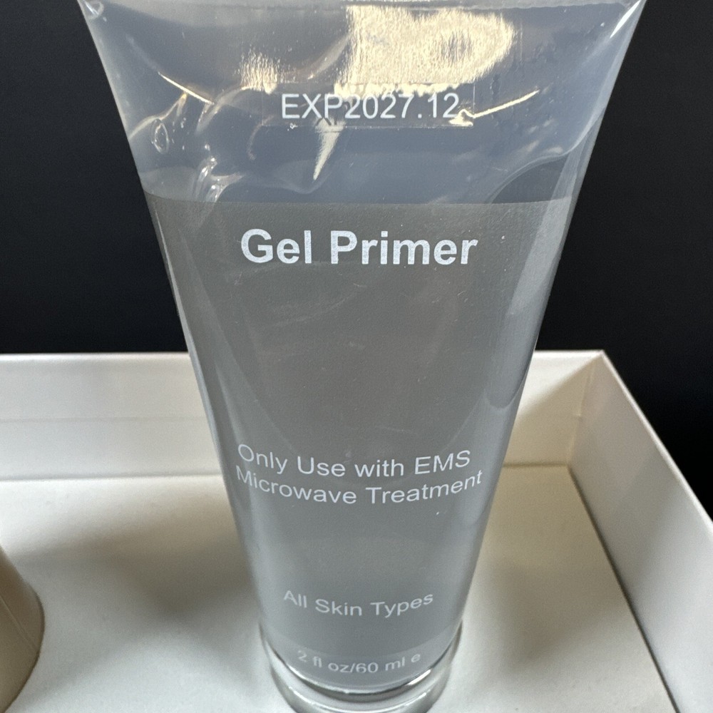 NUMIERE PLUS Microcurrent And LED Wrinkle Reducing Device With Gel - Open Box